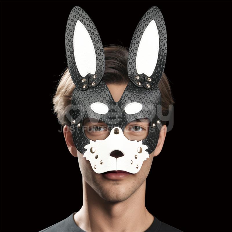 LOVETOY - REBELLION REIGN REBEL BUNNY MASK