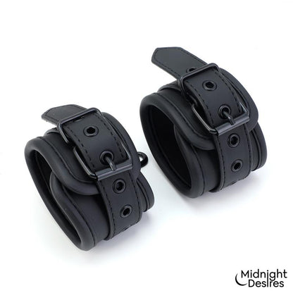 MIDNIGHT DESIRES - RESTRAINT SET WITH NECK SUPPORT
