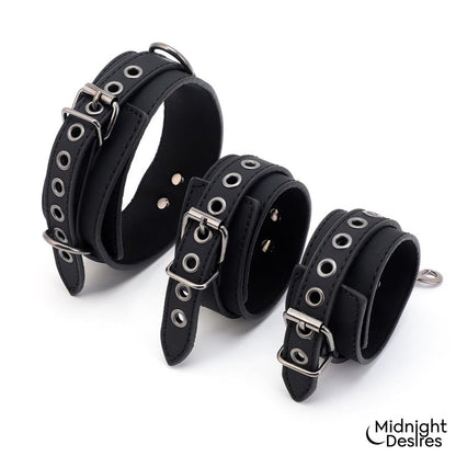 MIDNIGHT DESIRES - RESTRICTION SET WITH COLLAR AND CUFFS