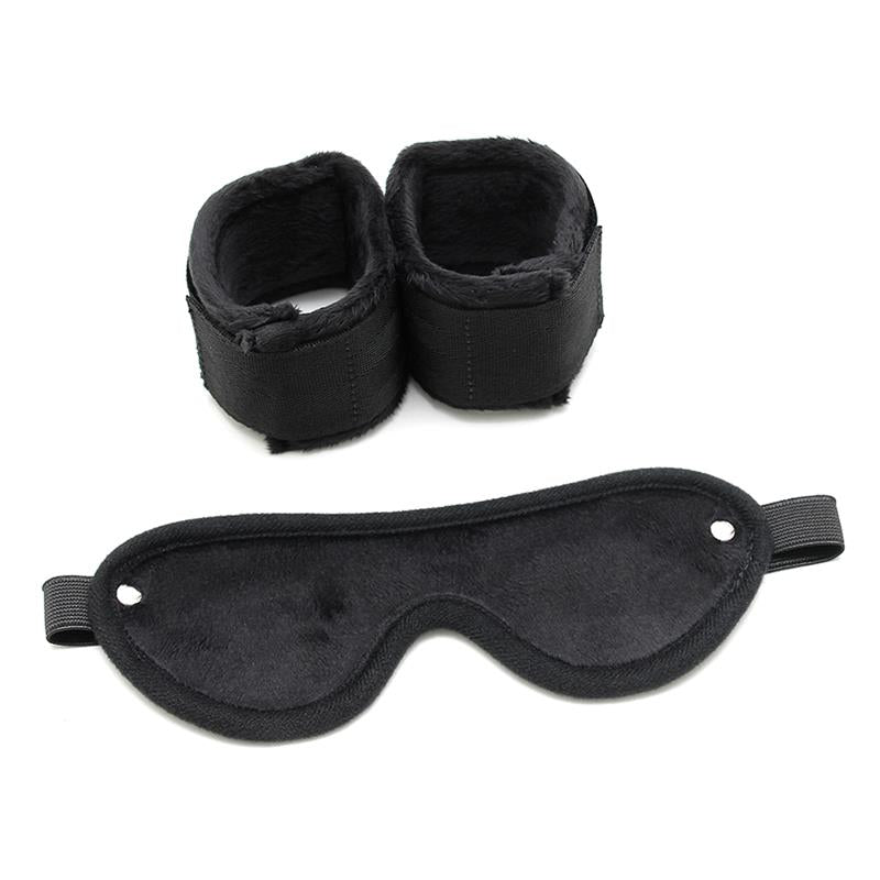 BONDAGE PLAY - HAND CUFFS WITH MASK ADJUSTABLE BLACK