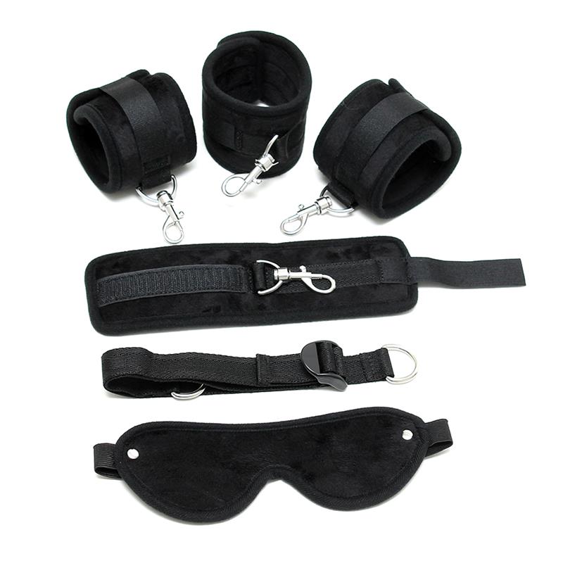 BONDAGE PLAY - HAND TO ANKLE CUFFS WITH MASK ADJUSTABLE BLACK