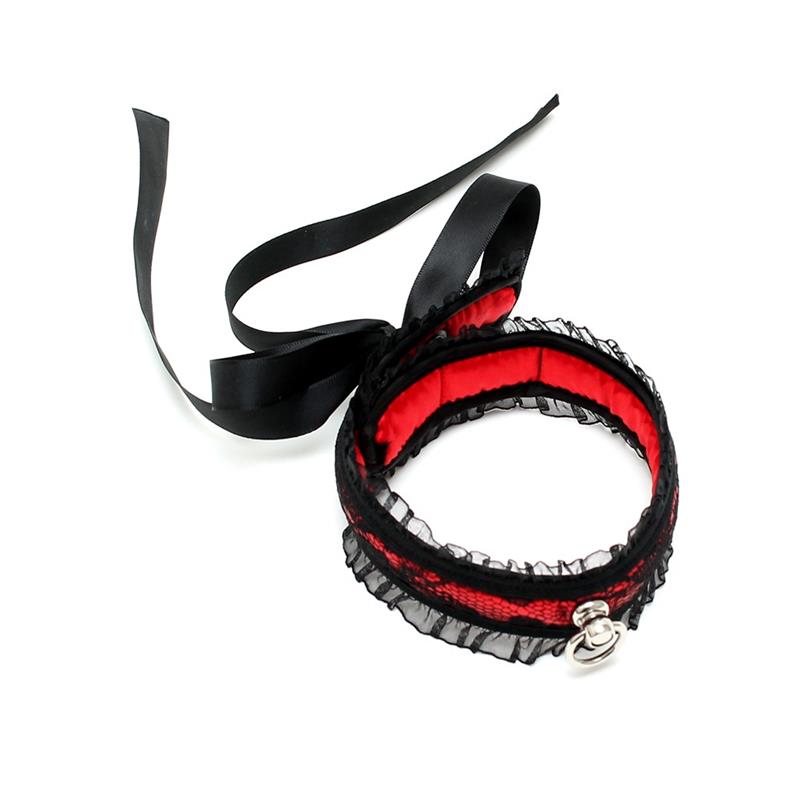 BONDAGE PLAY - SATIN LOOK COLLAR