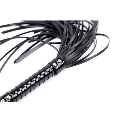 LATETOBED BDSM LINE - SHINNY HANDLE FLOGGER 44 CM BLACK