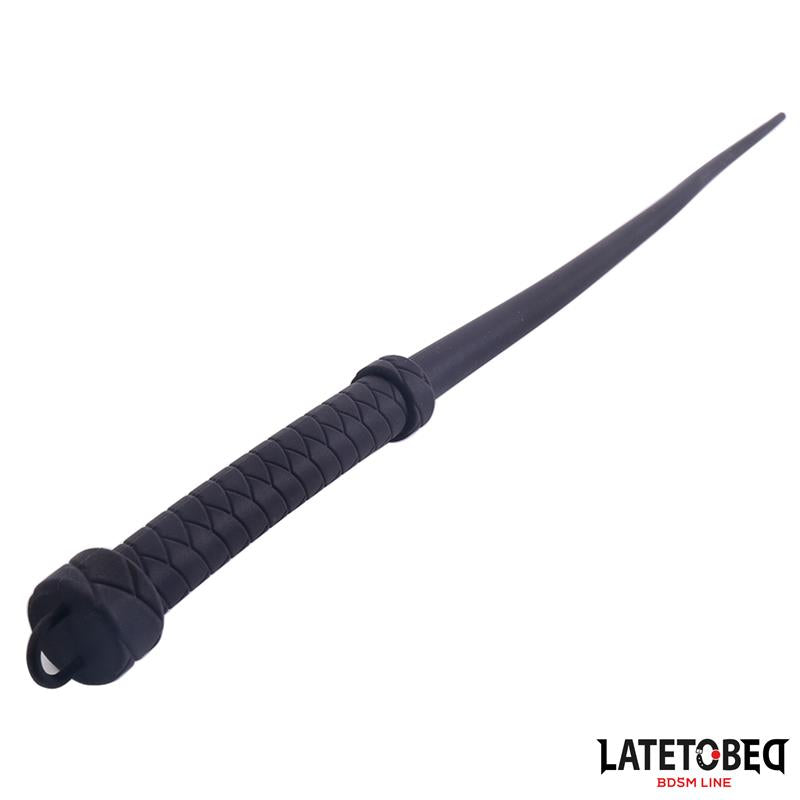 LATETOBED BDSM LINE - SILICONE WHIP 61 CM