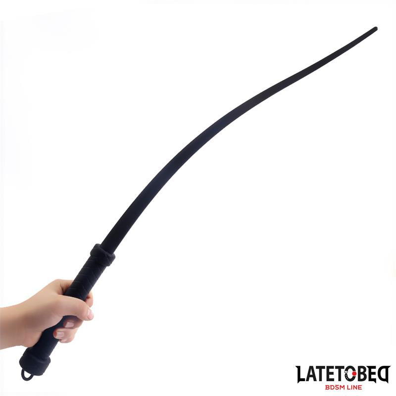 LATETOBED BDSM LINE - SILICONE WHIP 61 CM