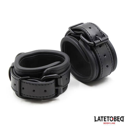 LATETOBED BDSM LINE - SPONGE LINED HANDCUFFS