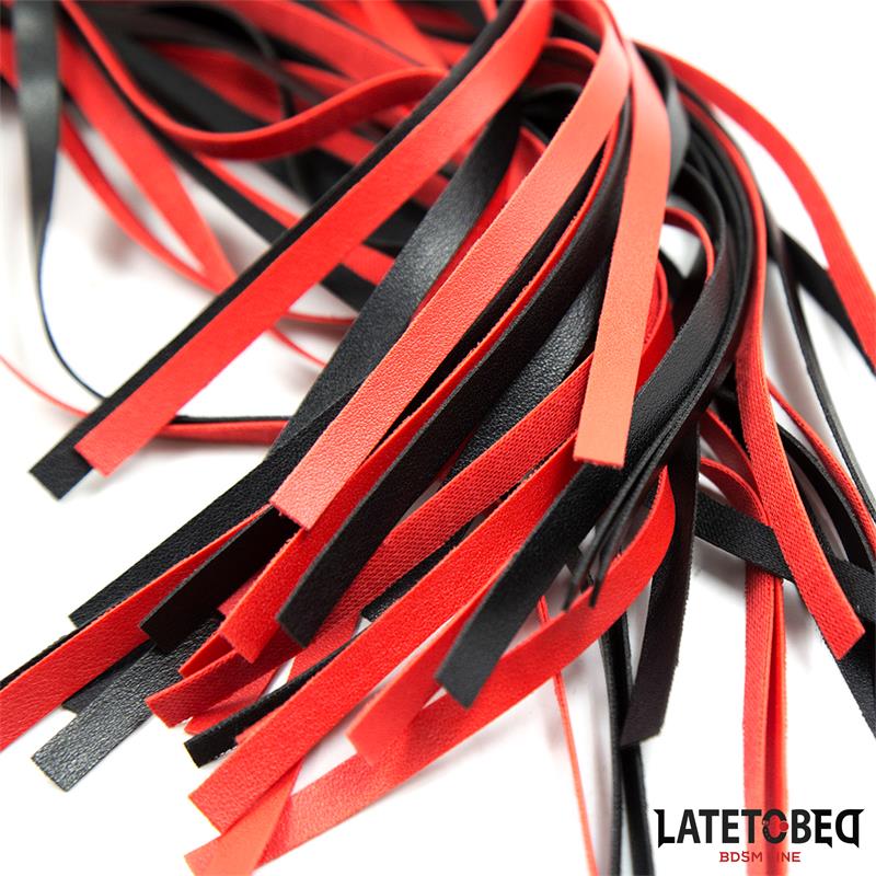 LATETOBED BDSM LINE - STRIPE BARBED FLOGGER RED AND BLACK