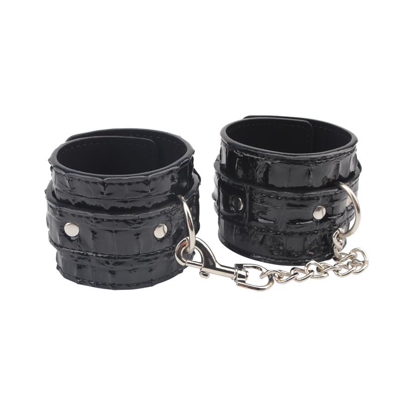 CHISA - SURRENDER RESTRAINTS 30.5 CM