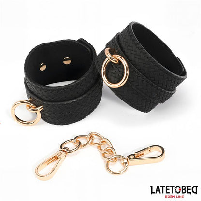 LATETOBED BDSM LINE - WEAVING PATTERNS WRIST CUFF GOLDEN CHAIN