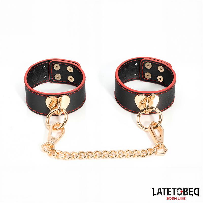 LATETOBED BDSM LINE - WRIST CUFF WITH GOLDEN CHAIN