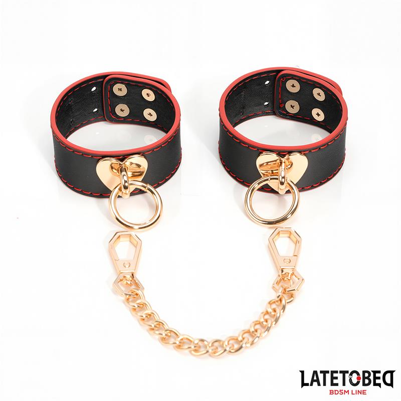LATETOBED BDSM LINE - WRIST CUFF WITH GOLDEN CHAIN
